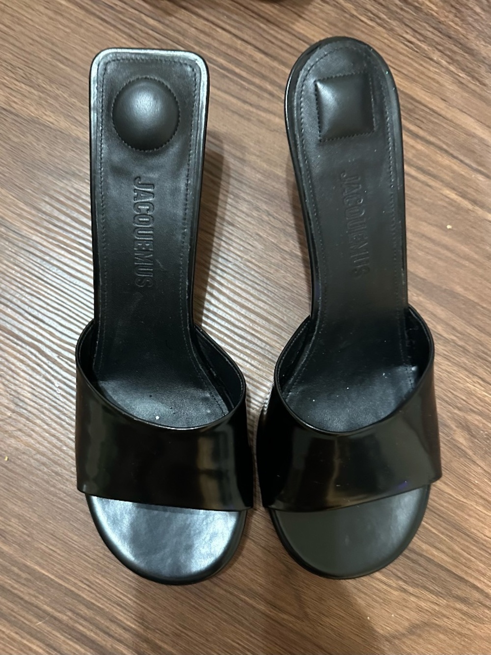 Jacquemus 'The Cubisto' Mules